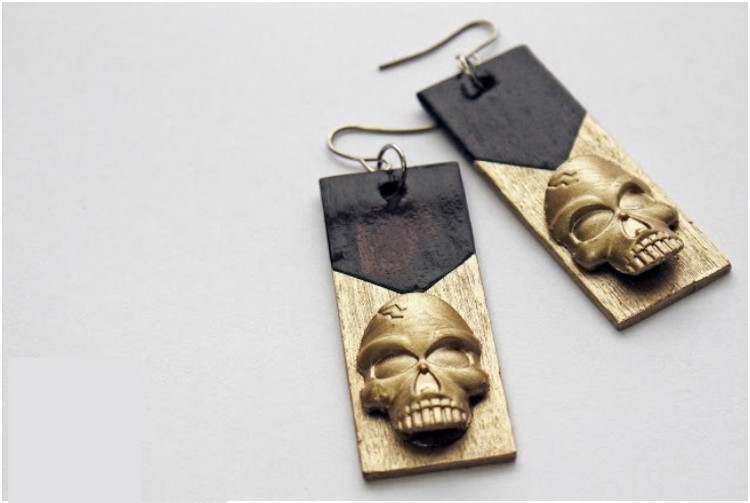 Glam Skull Earrings