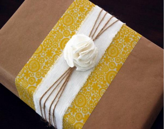 DIY Recycled Material Romantic Gift Boxes