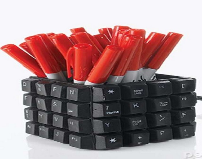 Recycled Keyboard Pencil Holder