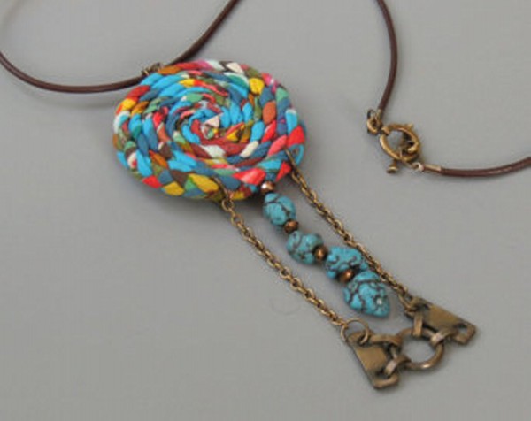 Upcycled Fabrics Jewelry Necklace Ideas