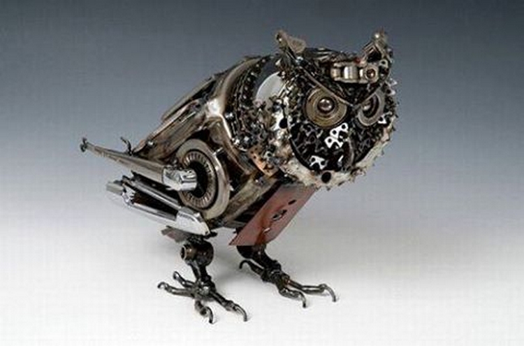 recycled bicycle parts owl